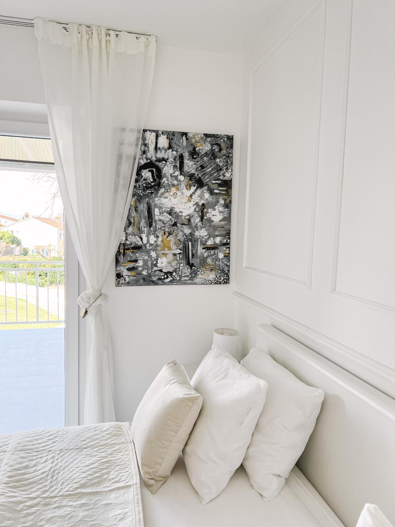 Modern Apartment In The Heart Of Njivice Extérieur photo