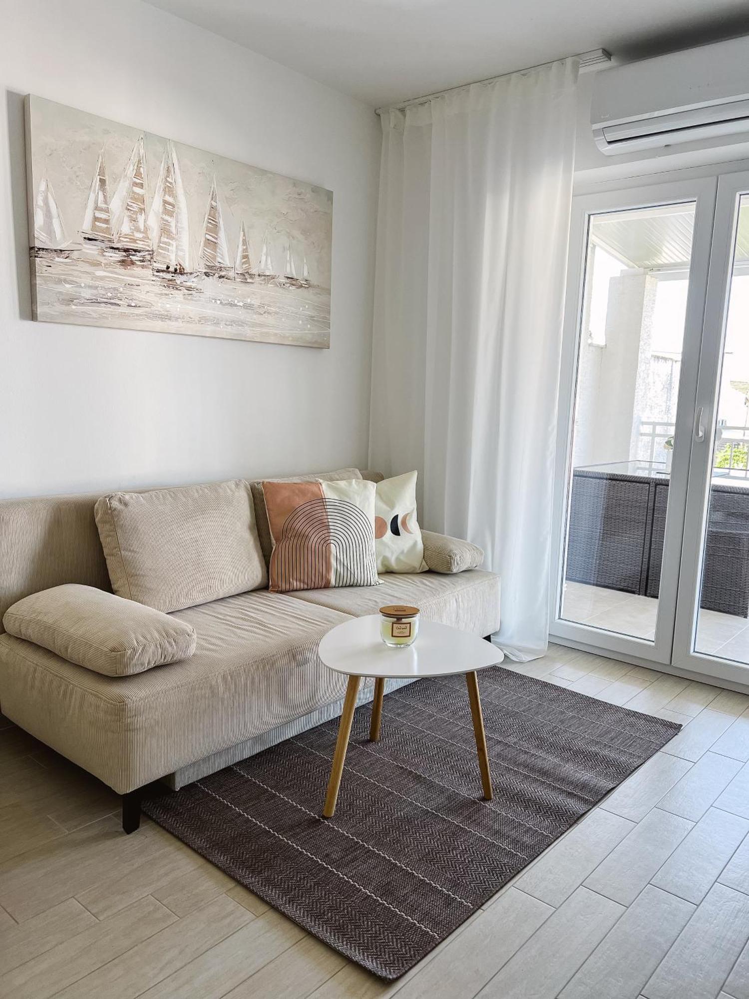 Modern Apartment In The Heart Of Njivice Extérieur photo