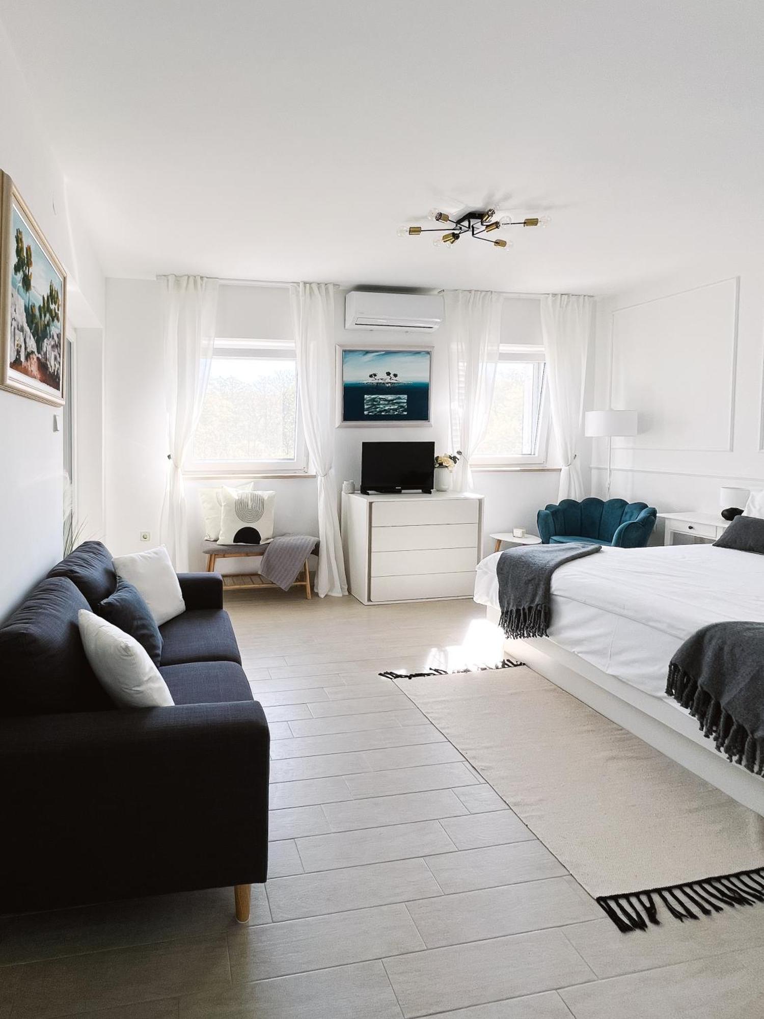 Modern Apartment In The Heart Of Njivice Extérieur photo