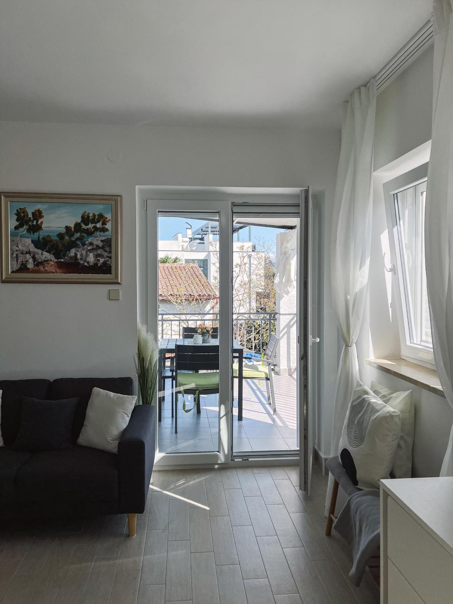 Modern Apartment In The Heart Of Njivice Extérieur photo