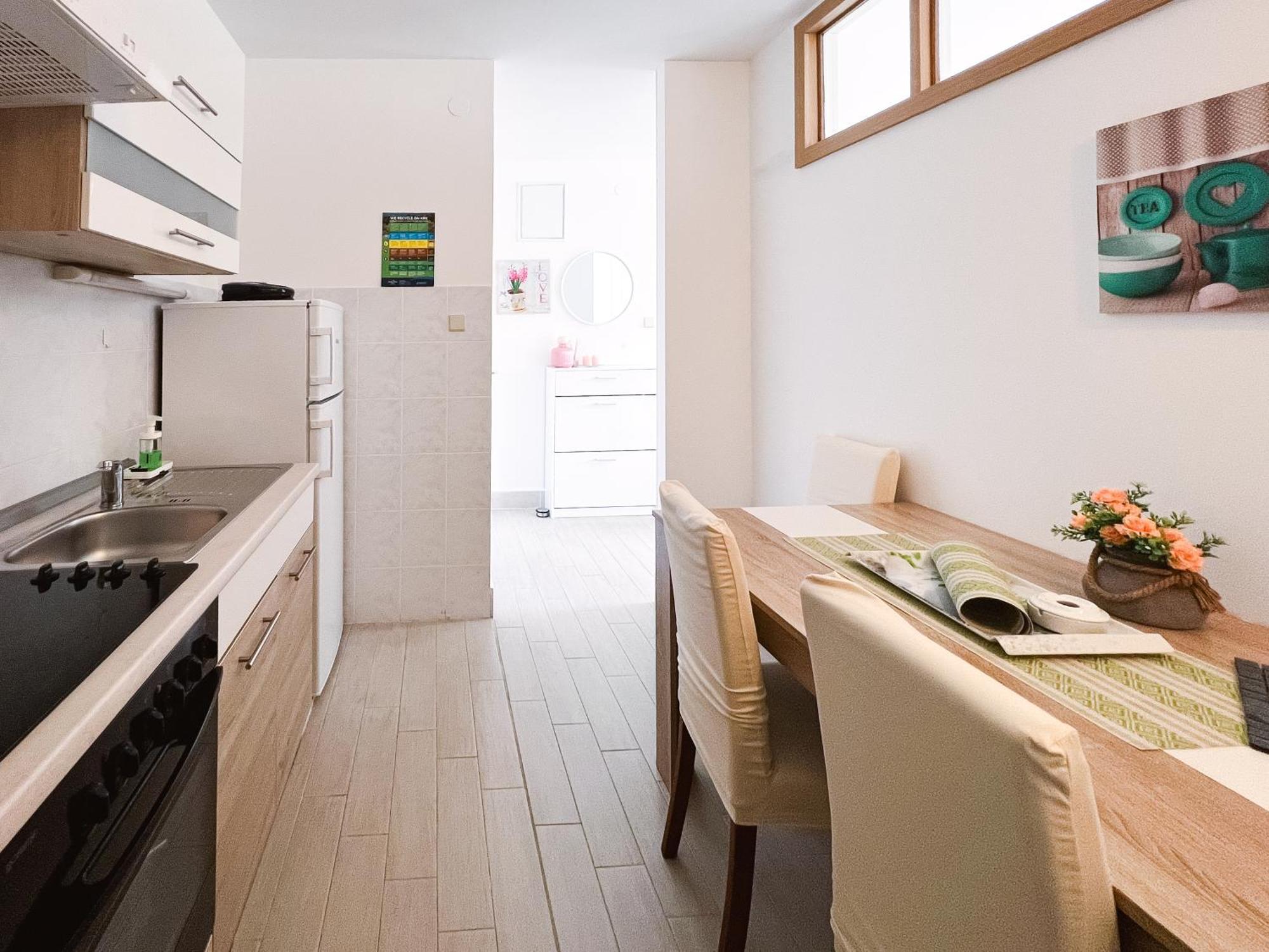 Modern Apartment In The Heart Of Njivice Extérieur photo